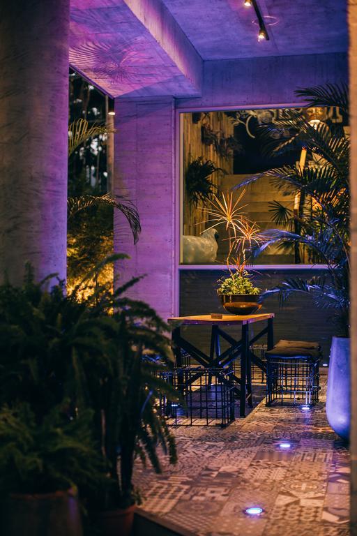 Look Bed And Breakfast Yuchi Bagian luar foto